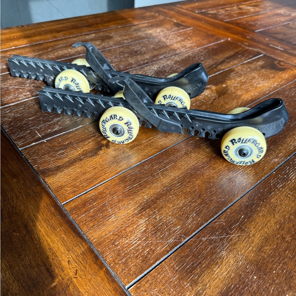 RollerGard Ice Skate Guards with Wheels